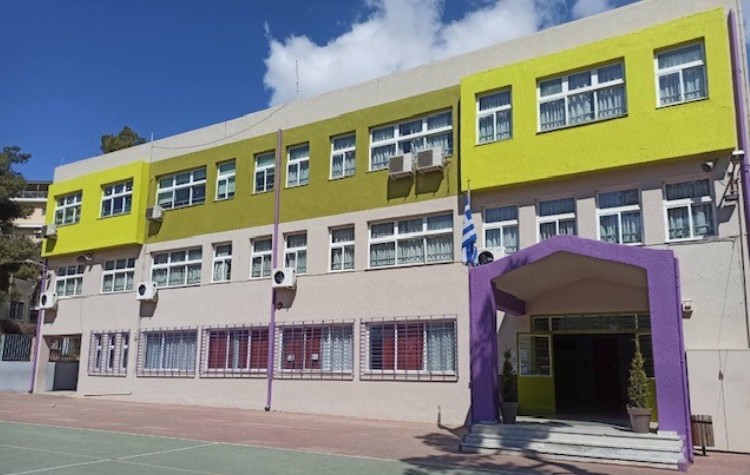 Γονείς 8ου Δημοτικού: Διαμαρτυρία για την εξαίρεση του σχολείου από έδρα του Summer Camp